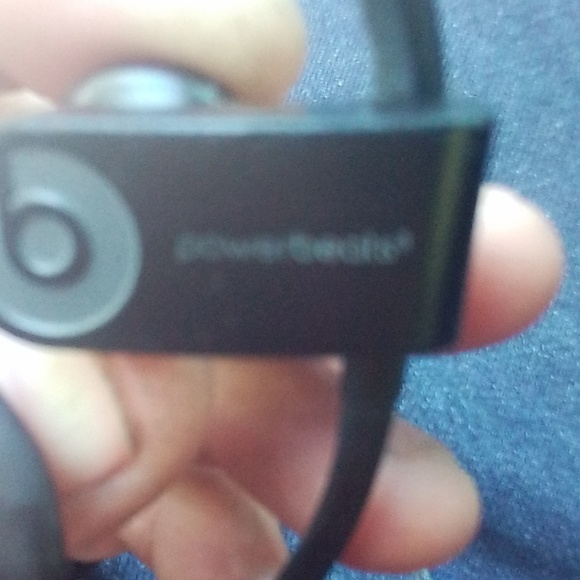 Power Beats - Picture 3 of 3